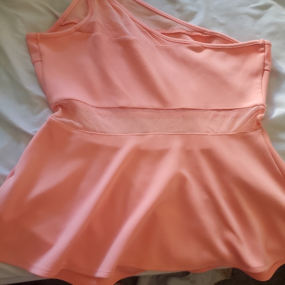 G by Guess Mesh Asymmetrical Peplum top - Picture 2 of 3